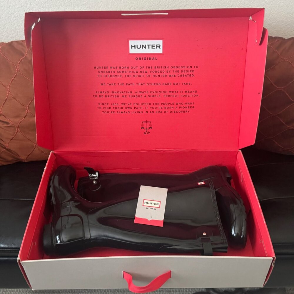 Hunter Women's Original Tall Gloss Black Rain Boots - NIB (US Size 8 / EU 39)